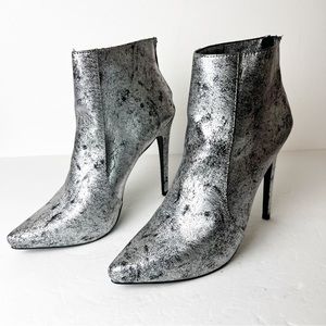 SZ 8 Sense Silver Sky High Heel Booties